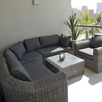 Luxury Oasis Sea View 公寓