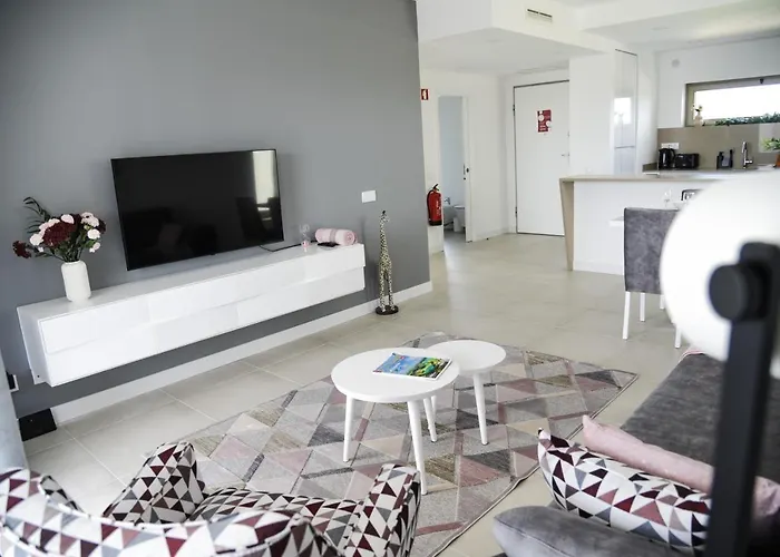 Luxury Oasis Sea View Apartament Portimão