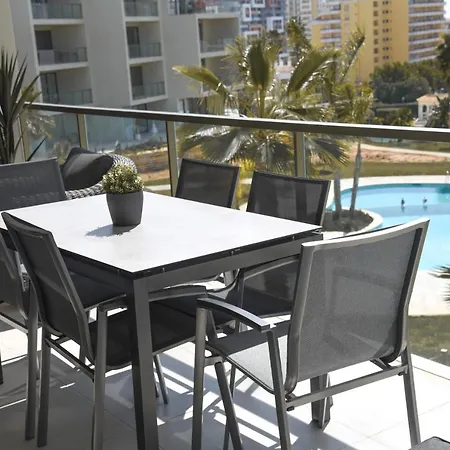 Luxury Oasis Sea View דירה *